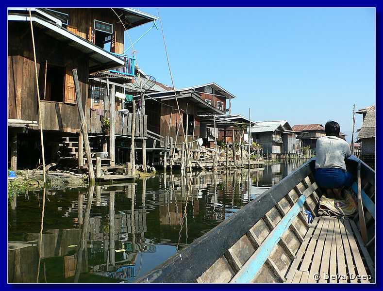 2245 Inle lake Canals-houses-boats.JPG