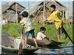 2353 Inle lake Canals-rowers.JPG