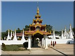 2647 Maing Thauk-landscape-ahram-monks.jpg