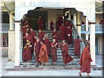 2813 Nyaungshwe Monks-ashram.JPG