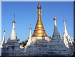 2827 Nyaungshwe Pagodas.jpg