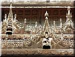 2997 Mandalay Shenandaw Kyaung.jpg