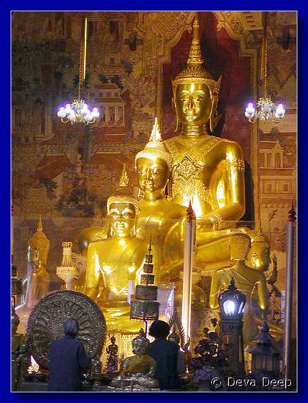 Phetchaburi Wat Mahathat 20030120 085044p