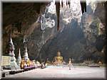 Phetchaburi Khao Luang Cave 20030121 092640cr.jpg