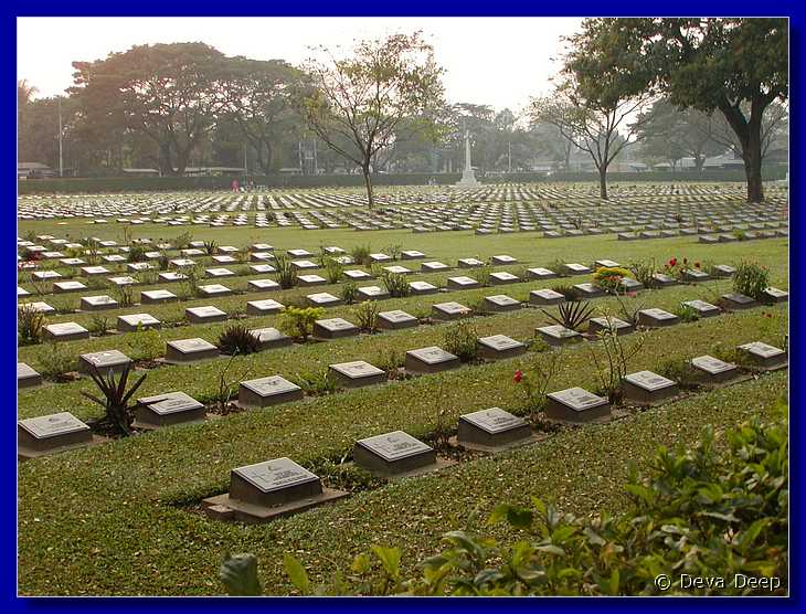 Kanchanaburi 20030211 1739 War Cemetery