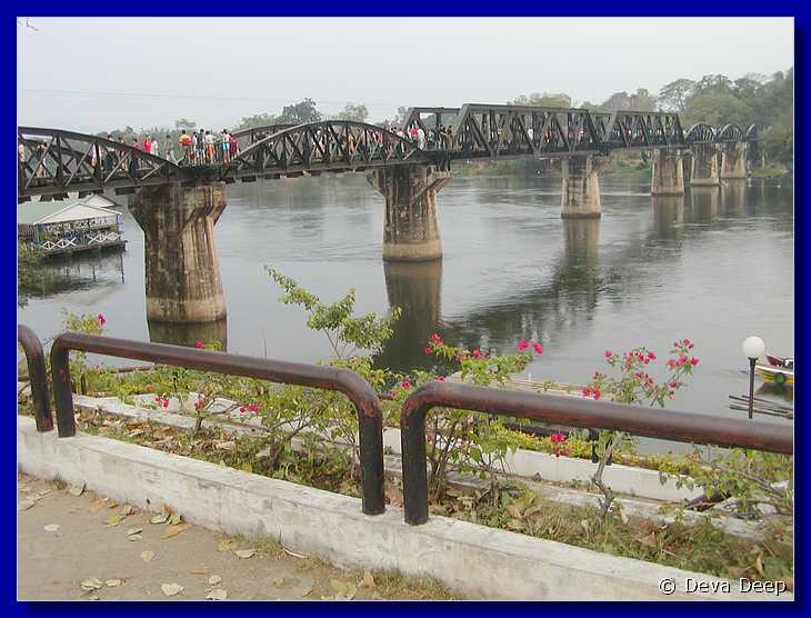 Kanchanaburi Death Railway 20030212 181058 Kwai Bridge-S