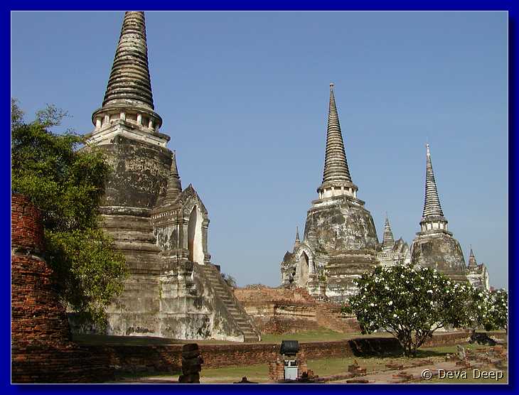 Ayuthaya Phra Si Sanphet 5 20011126 1526