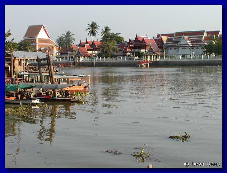 Ayuthaya Wat Phanan Choeng 20030107 1638