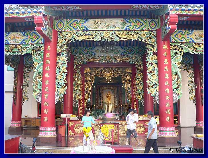 0613 20041122 1554-22 Bangkok Chinese Temple