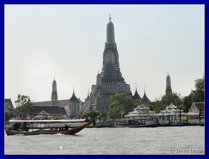 Bangkok river and Wat Arun 0006