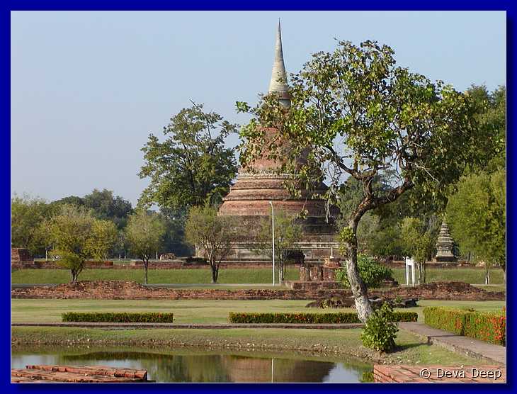 Sukhothai Central Ched 20011130 1551