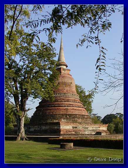 Sukhothai Central Ched 20011130 1623