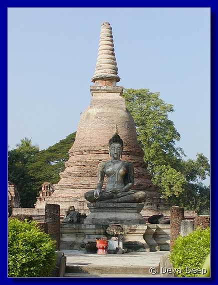 Sukhothai Mahathat 20011130 091154