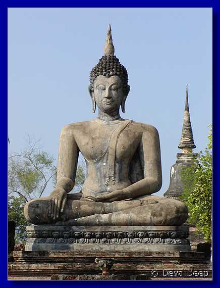 Sukhothai Mahathat 20011130 092630