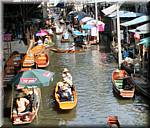 Damnoen Saduak floating market 20031203 100850.jpg