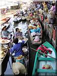 Damnoen Saduak floating market 20031203 103842.jpg