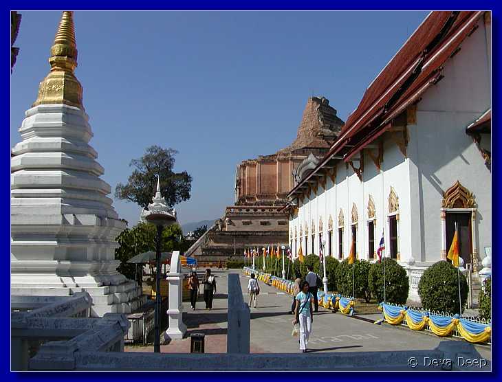 Chiang Mai Chedi Luang 20011203 110900