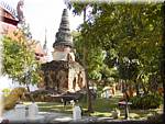 Chiang Mai Wat 20011203 100032.JPG