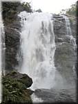 Doi Inthanon Waterfall 20011204 1545.JPG