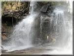 Sanpatong Waterfall 20011208 134310.JPG