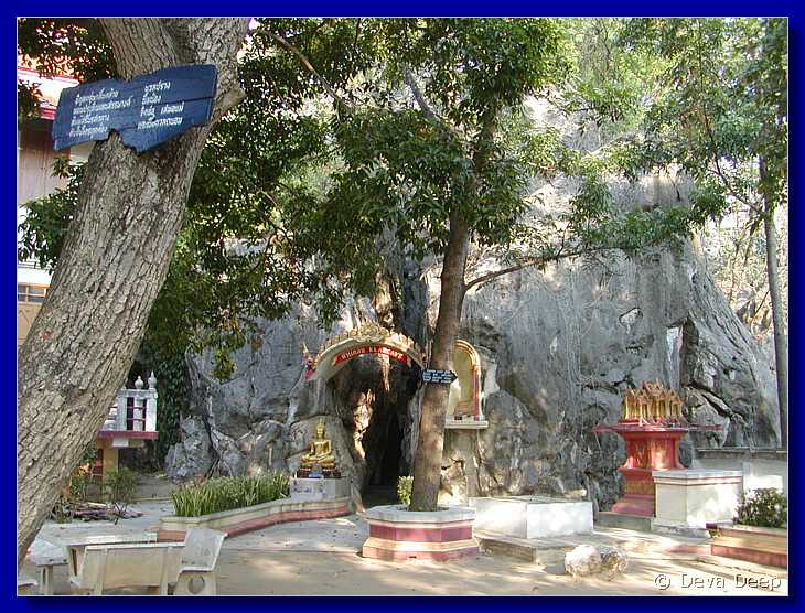Phetchaburi Wat Boontawee (Tumklab) 20030121 082932