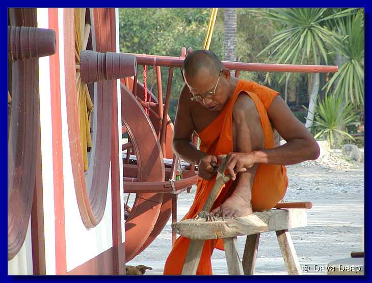 Phetchaburi Wat Boontawee (Tumklab) 20030121 084944cr