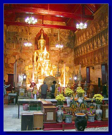 Phetchaburi Wat Mahathat 20030120 084812pt