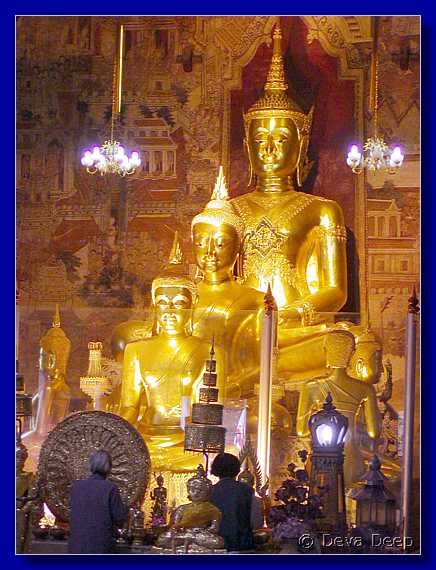 Phetchaburi Wat Mahathat 20030120 085044pt
