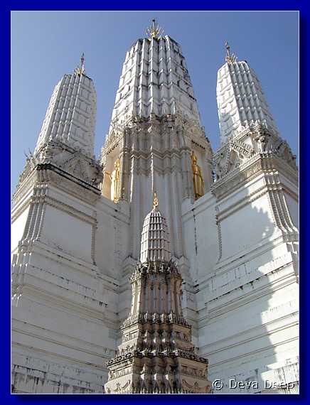 Phetchaburi Wat Mahathat 20030120 090710