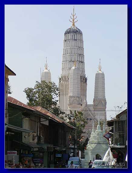 Phetchaburi Wat Mahathat 20030120 1307cr