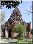 Phetchaburi Wat Kamphaeng Lang-Khmer 20030120 1247psp.JPG