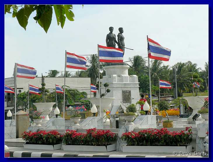 Phuket Heroines monument