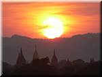 4583 20050109 1739-00 Bagan Sunset.JPG