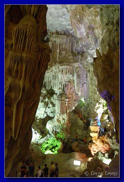 Halong Bay Cave I-016