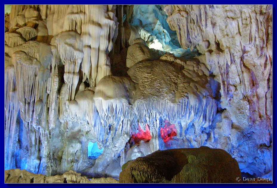 Halong Bay Cave I-019