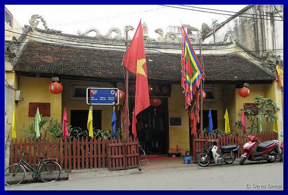 Hanoi Bach Ma Temple-023