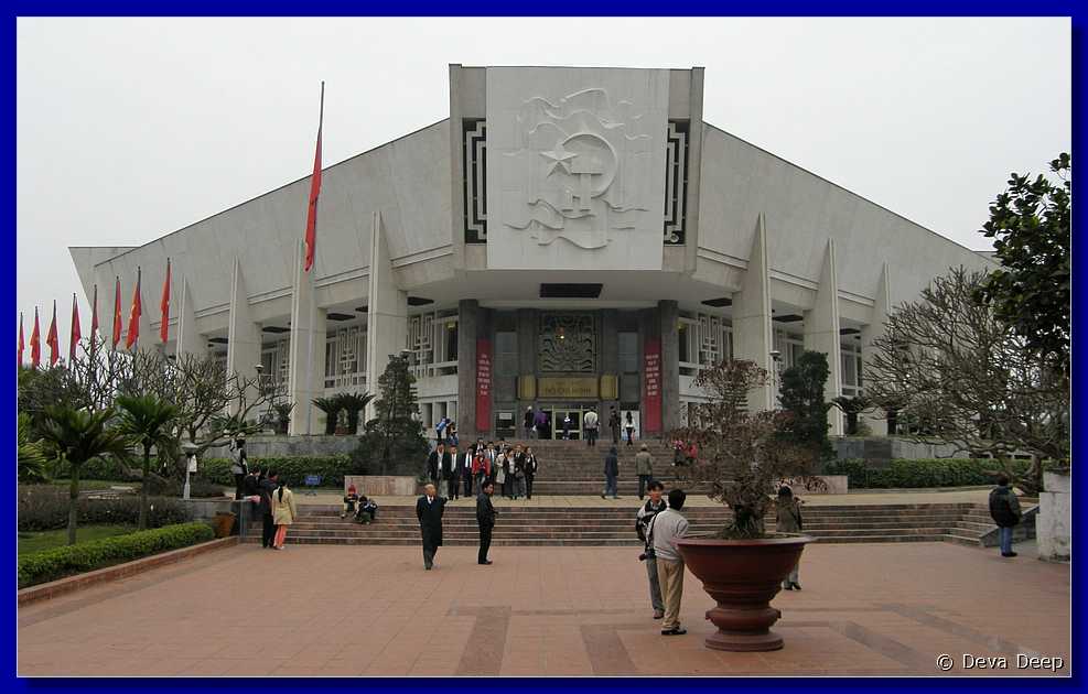 Hanoi Ho Chi Minh museum-051