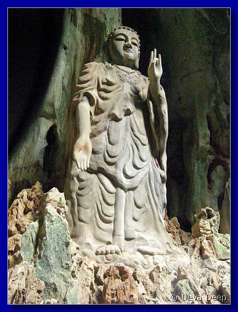 Danang Marble mountains Buddha-si-025