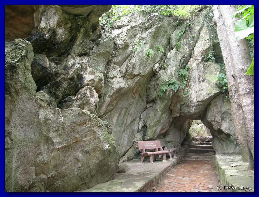 Danang Marble mountains Cave-020