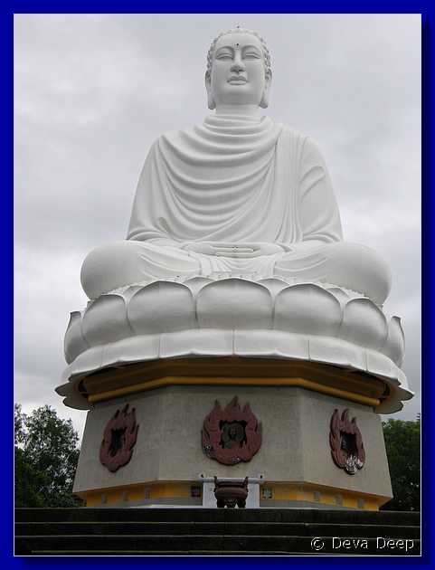 Nha Trang Long Son pagoda Buddha-009