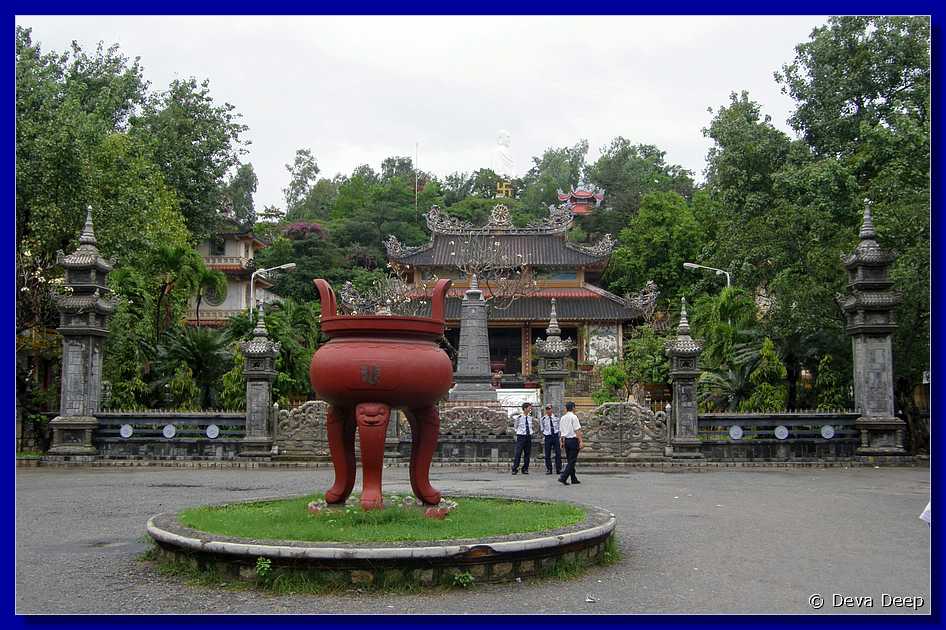 Nha Trang Long Son pagoda-ay-003