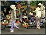 Nha Trang Street-women-ifa-034.jpg