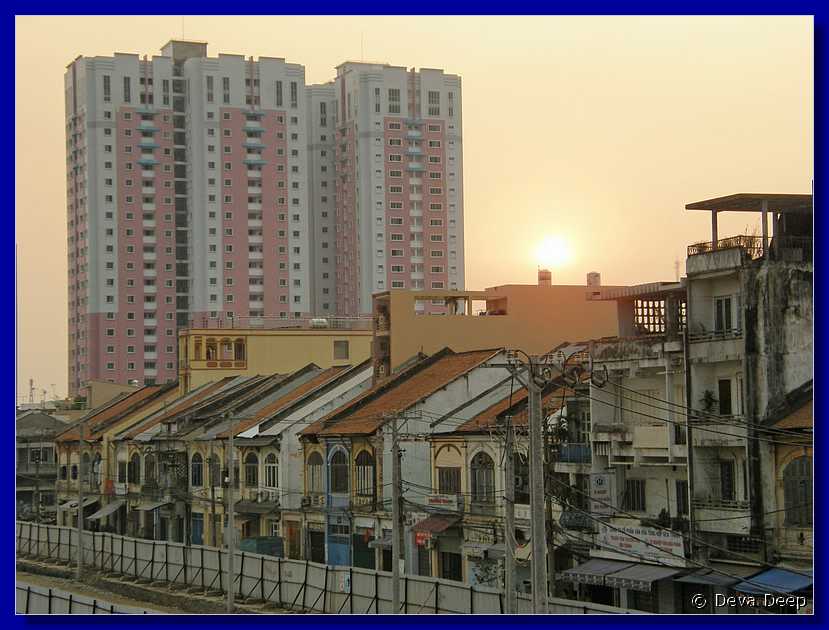 Saigon old-new houses-009